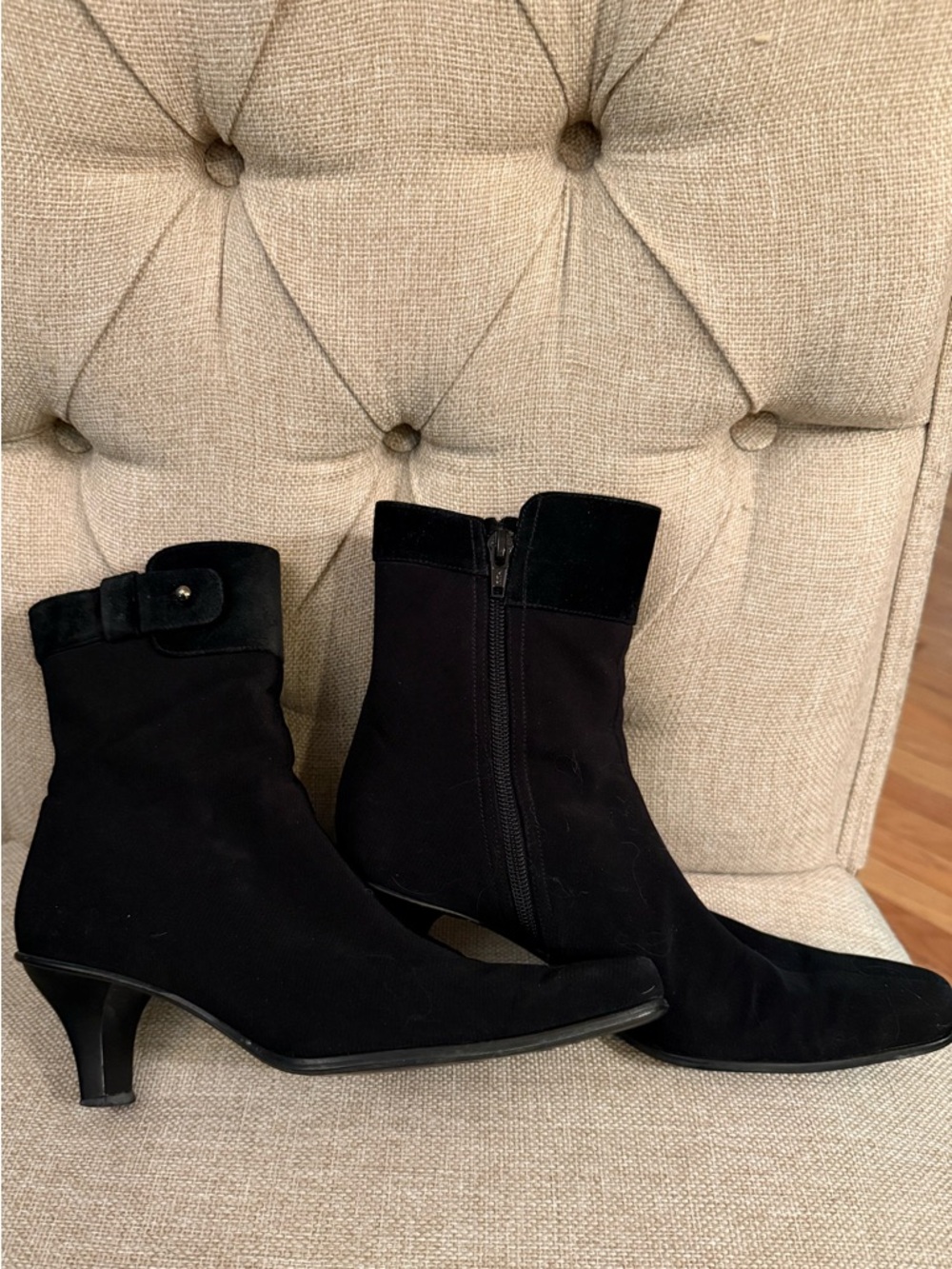 Women's Black Ankle Boots - Classic Suede Low Heel SIZE 7.5 Narrow